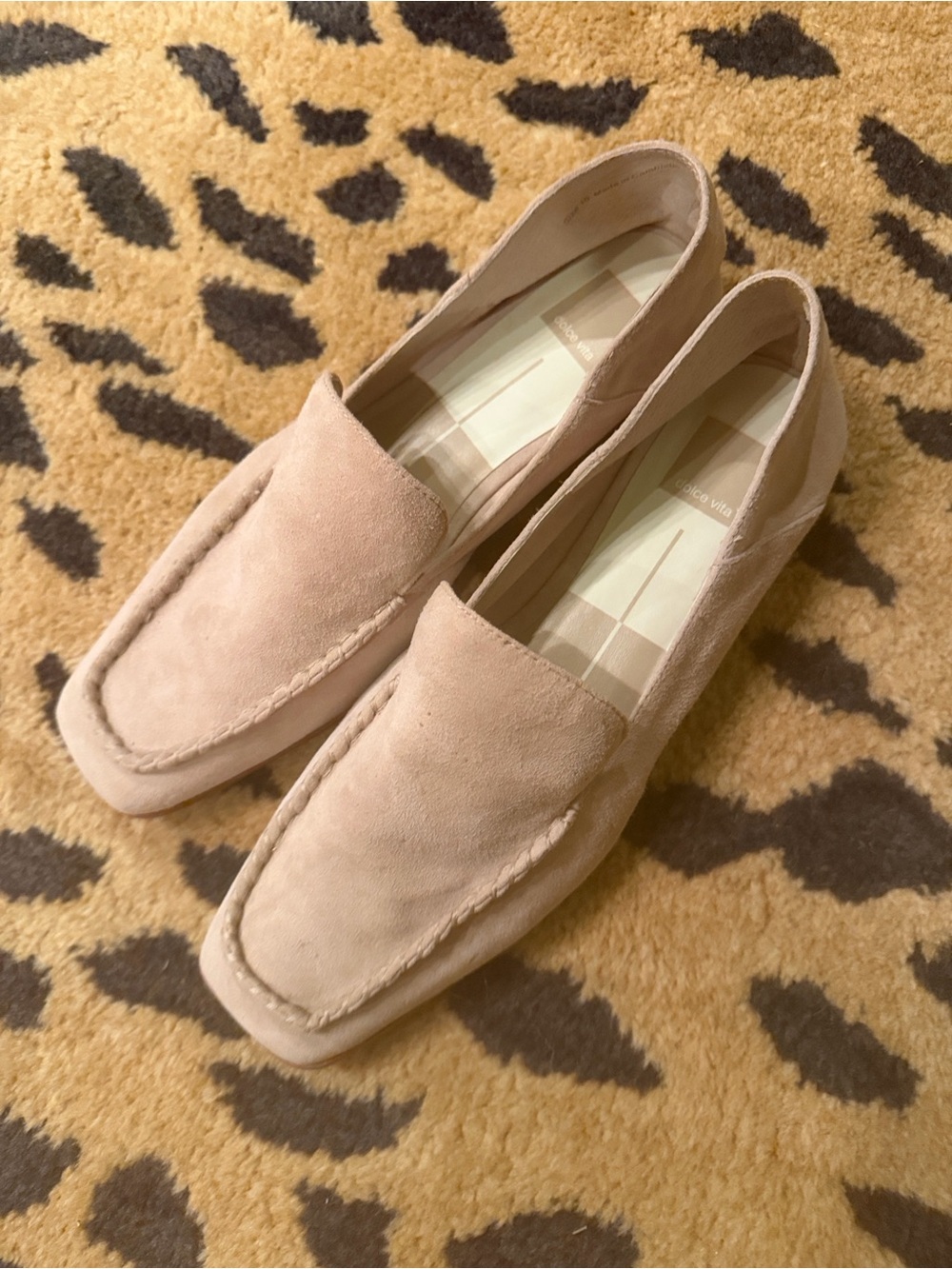 😍Dolce Vita Women's Suede Loafers 😍